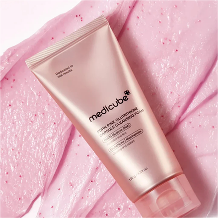 MEDICUBE PDRN Pink Glutathione Capsule Cleansing Foam 120g