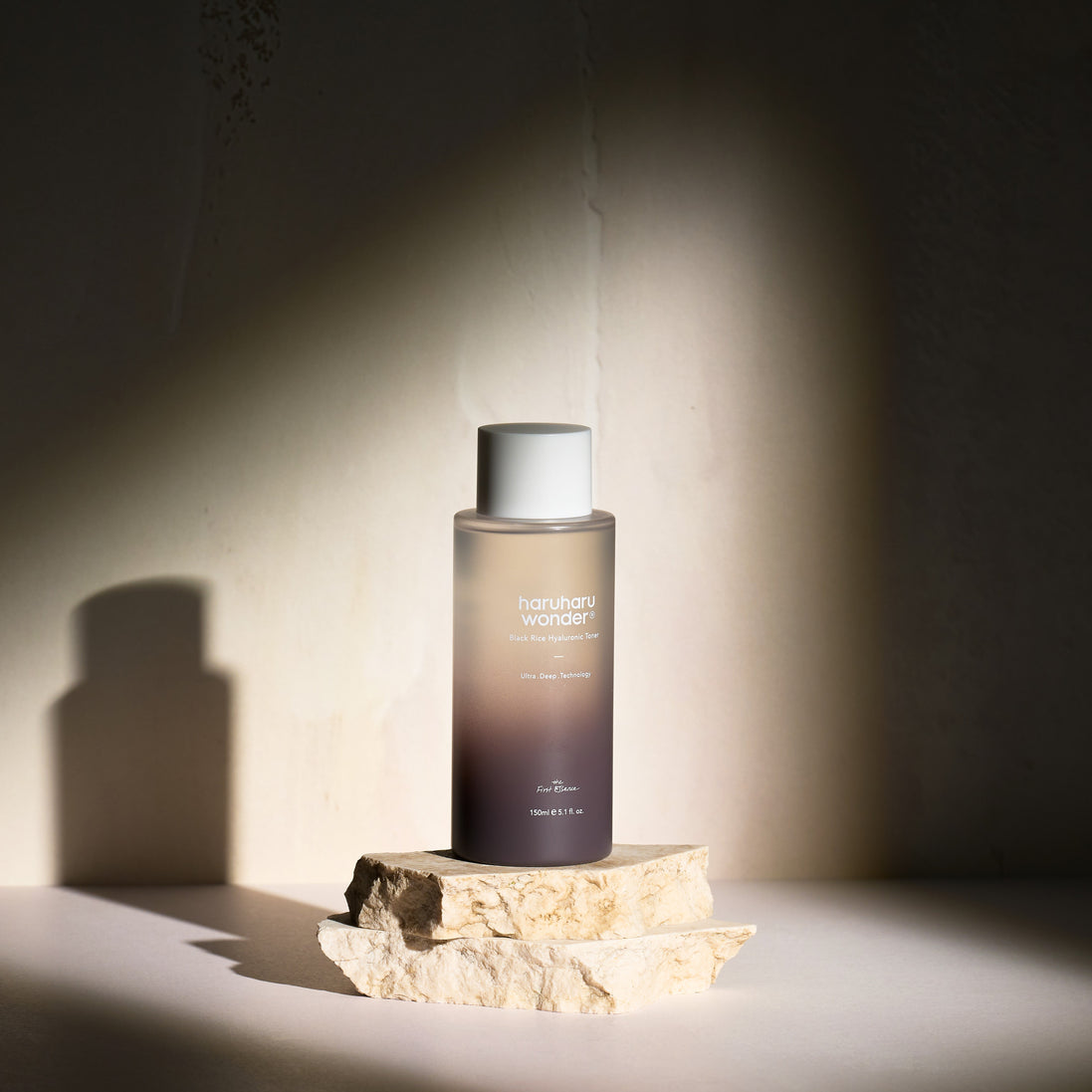 HARUHARU WONDER BLACK RICE HYALURONIC TONER