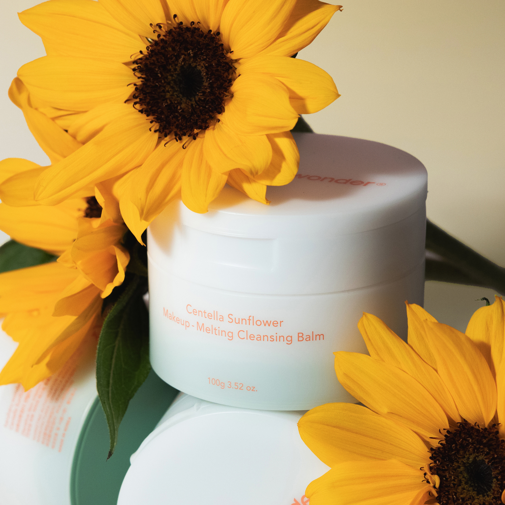 HARUHARU WONDER Centella Sunflower Makeup-Melting Cleansing Balm
